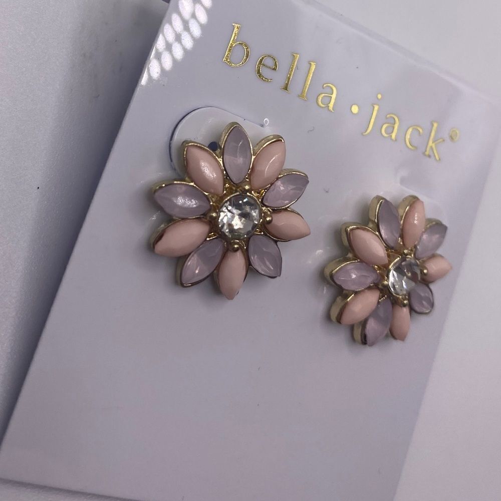 Bella Jack Flower Earrings - Picture 4 of 5